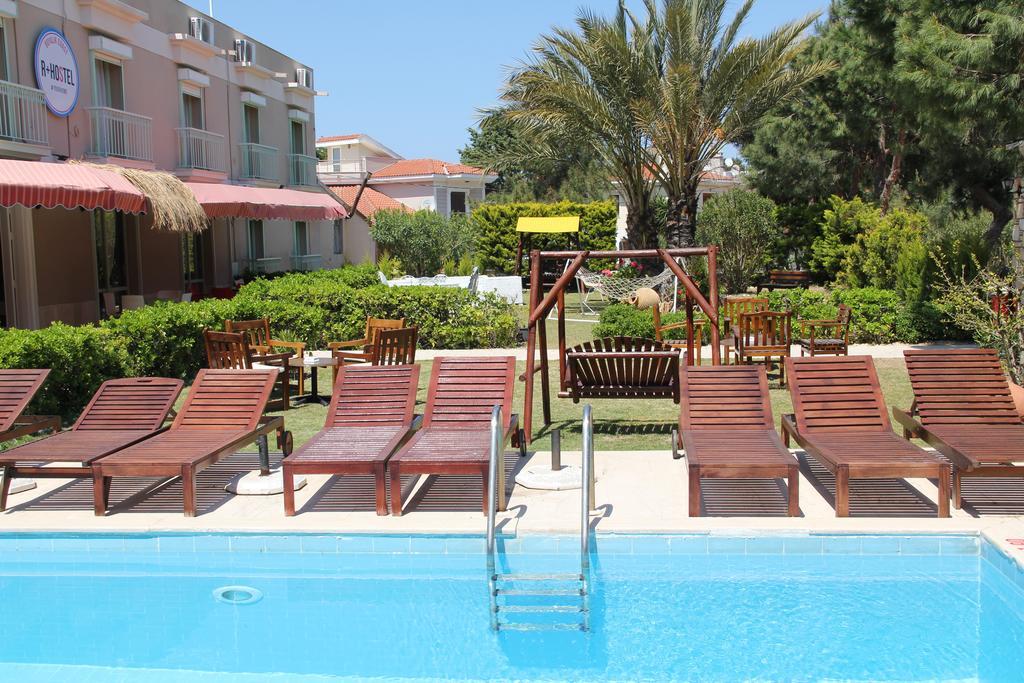 R+ Hotel By Rooms Çeşme Buitenkant foto