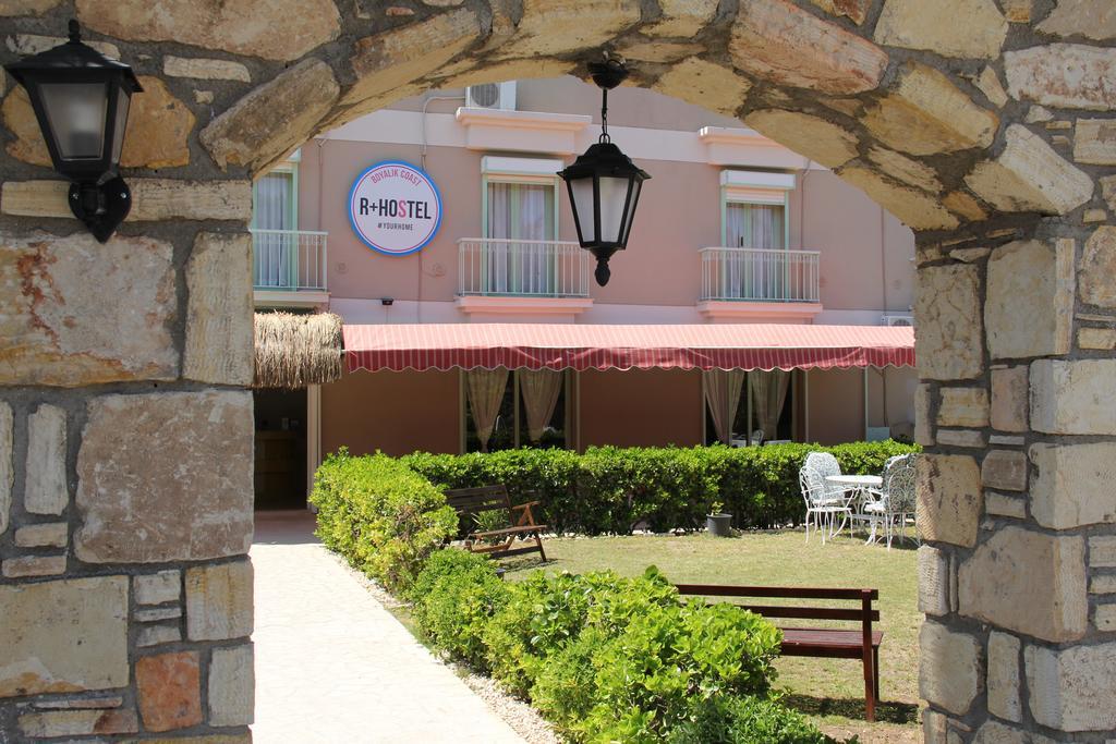 R+ Hotel By Rooms Çeşme Buitenkant foto